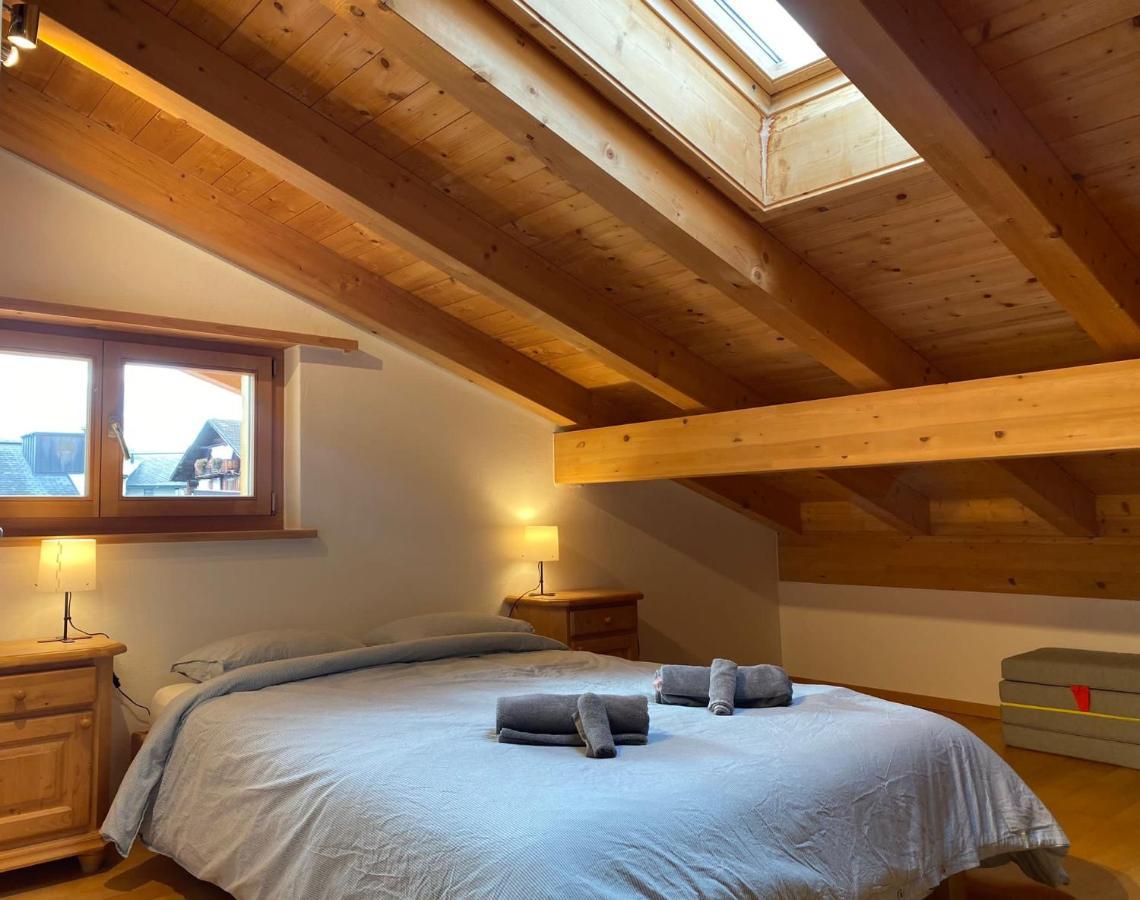 Attic In The Alps Daire Luzein Dış mekan fotoğraf