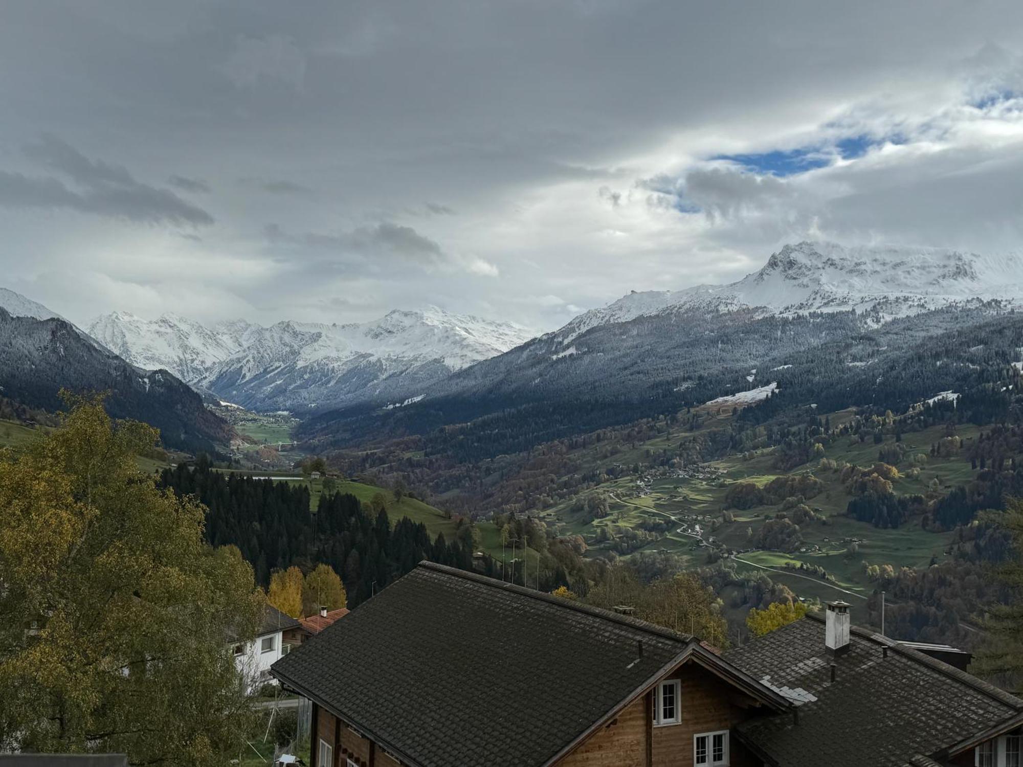 Attic In The Alps Daire Luzein Dış mekan fotoğraf